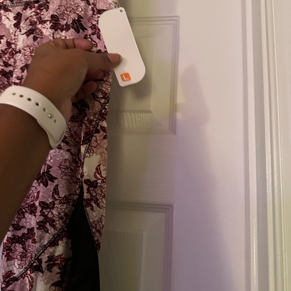 large Floral Active Leggings​ - Picture 4 of 6